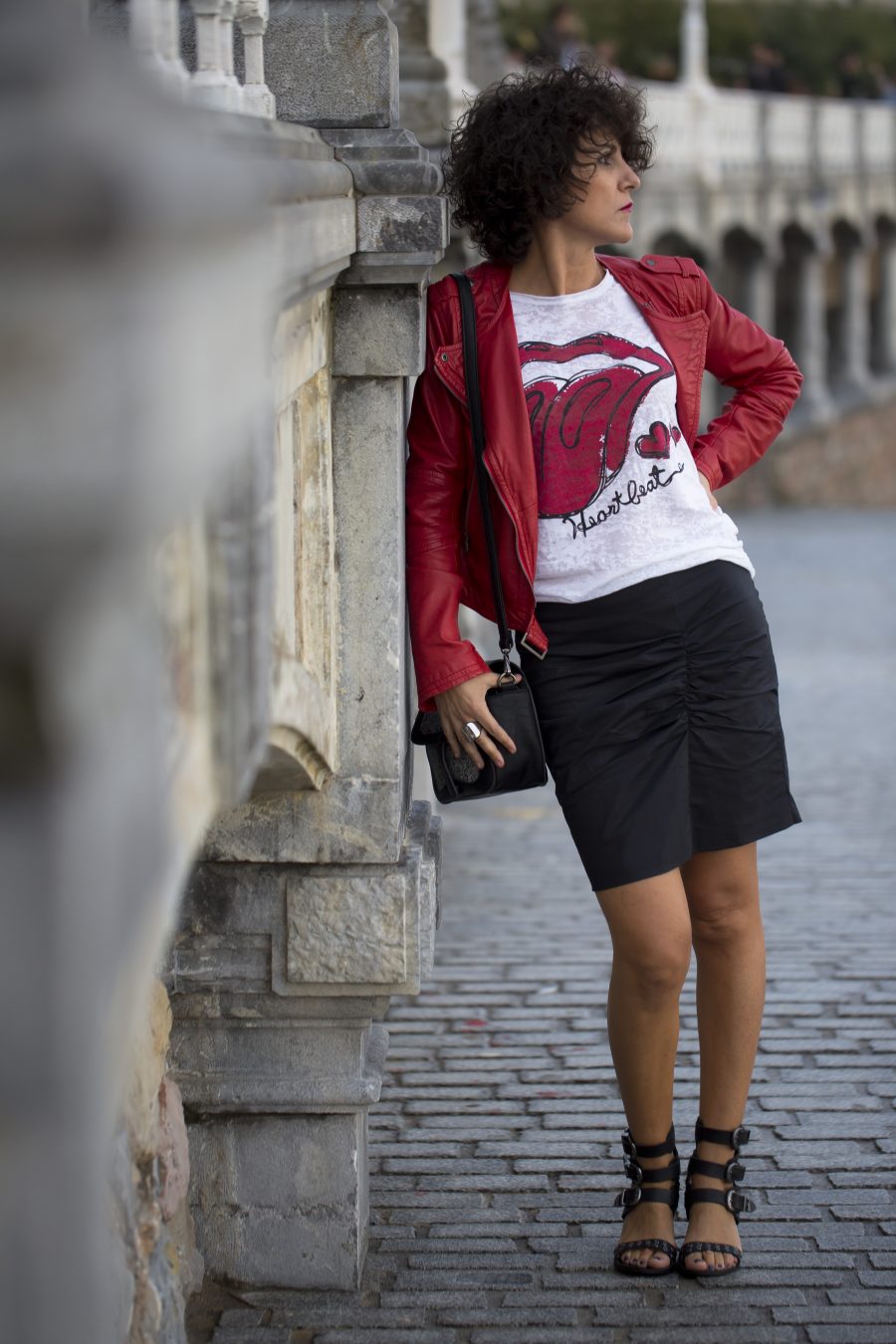 Zergatik, concurso bloggers, donostia, what,s your style missclov, Rebeca Valdivia, falda lápiz, bolso bandolera