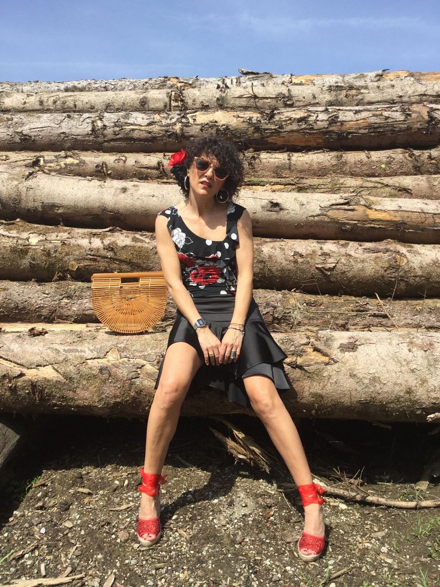 Rebeca Valdivia, Miss Clov, personal shopper, Donostia, San Sebastián, inspo, inspiración, inspiration, tendencia, trendy, lunares, polka dots, frills, espadrilles, alpargatas, madehand, made in spain, perfecto vaquero, denim biker, flowers, curlpower, curls