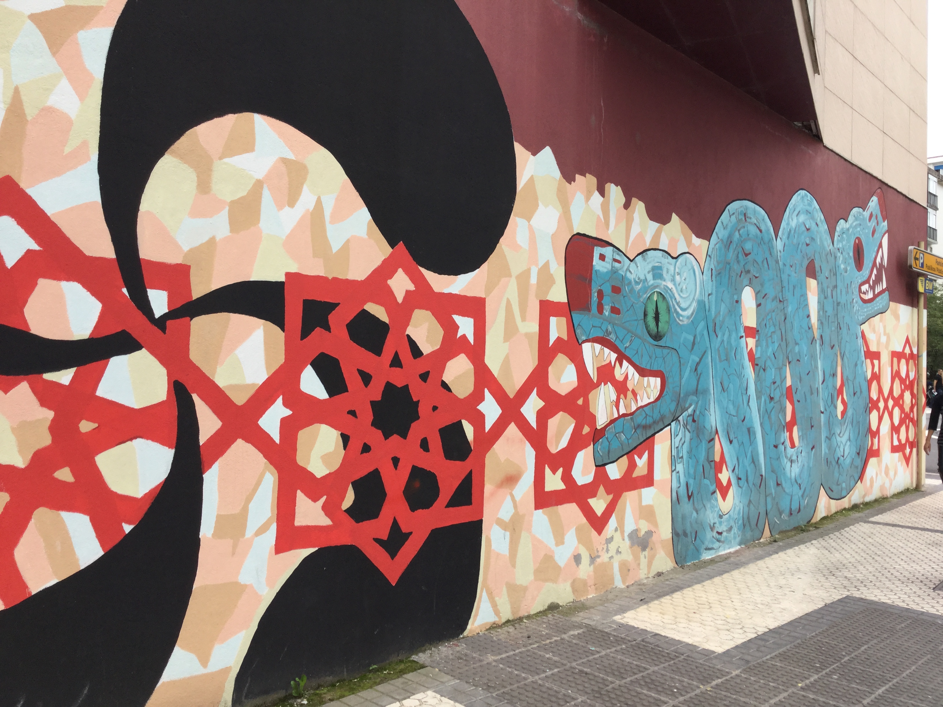 grafitis, Lasarte, Gipuzkoa, Miss Clov, streetart